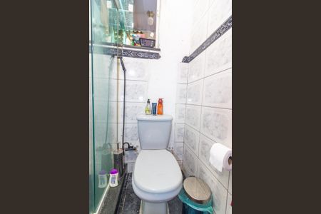 Casa para alugar com 170m², 2 quartos e 1 vaga Casa para alugar com 170m², 2 quartos e 1 vagaBanheiro