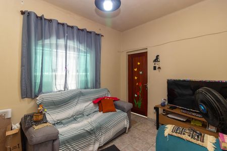 Casa para alugar com 170m², 2 quartos e 1 vaga Casa para alugar com 170m², 2 quartos e 1 vagaSala