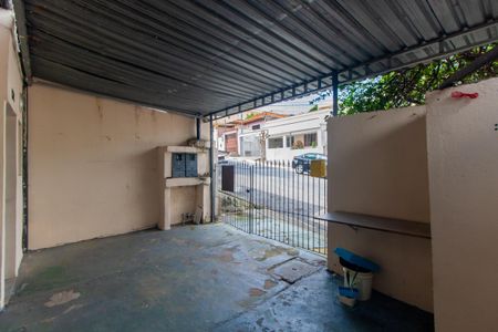 Casa à venda com 410m², 2 quartos e 1 vaga Casa à venda com 410m², 2 quartos e 1 vagaGaragem