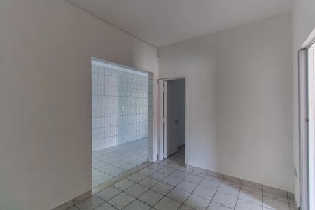 Casa à venda com 410m², 2 quartos e 1 vaga Casa à venda com 410m², 2 quartos e 1 vagaSala