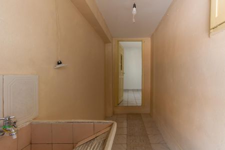 Casa à venda com 410m², 2 quartos e 1 vaga Casa à venda com 410m², 2 quartos e 1 vagaÁrea de Serviço