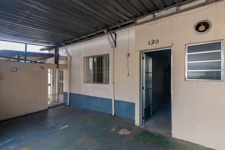 Casa à venda com 410m², 2 quartos e 1 vaga Casa à venda com 410m², 2 quartos e 1 vagaGaragem