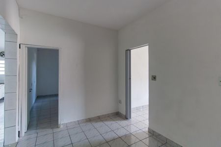 Casa à venda com 410m², 2 quartos e 1 vaga Casa à venda com 410m², 2 quartos e 1 vagaSala