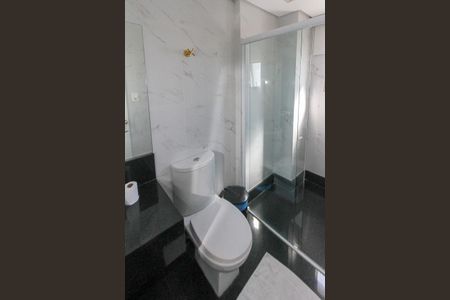 Apartamento para alugar com 380m², 4 quartos e 6 vagas Apartamento para alugar com 380m², 4 quartos e 6 vagasBanheiro do Espaço Gourmet