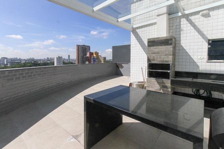 Apartamento para alugar com 380m², 4 quartos e 6 vagas Apartamento para alugar com 380m², 4 quartos e 6 vagasTerraço