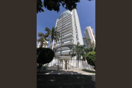 Apartamento para alugar com 380m², 4 quartos e 6 vagas Apartamento para alugar com 380m², 4 quartos e 6 vagasFachada