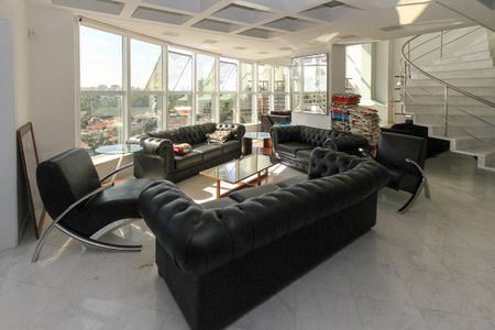 Apartamento para alugar com 380m², 4 quartos e 6 vagas Apartamento para alugar com 380m², 4 quartos e 6 vagasSala