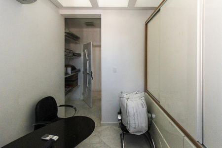 Apartamento para alugar com 380m², 4 quartos e 6 vagas Apartamento para alugar com 380m², 4 quartos e 6 vagasSuite 02