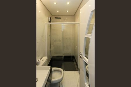 Apartamento para alugar com 380m², 4 quartos e 6 vagas Apartamento para alugar com 380m², 4 quartos e 6 vagasBanheiro da Suite 02