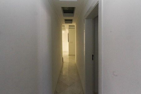 Apartamento para alugar com 380m², 4 quartos e 6 vagas Apartamento para alugar com 380m², 4 quartos e 6 vagasCorredor