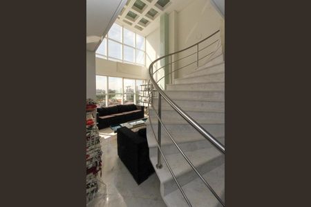 Apartamento para alugar com 380m², 4 quartos e 6 vagas Apartamento para alugar com 380m², 4 quartos e 6 vagasSala