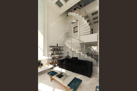 Apartamento para alugar com 380m², 4 quartos e 6 vagas Apartamento para alugar com 380m², 4 quartos e 6 vagasSala