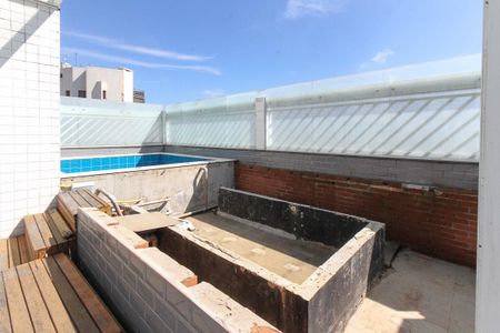 Apartamento para alugar com 380m², 4 quartos e 6 vagas Apartamento para alugar com 380m², 4 quartos e 6 vagaspiscina