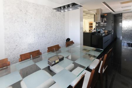 Apartamento para alugar com 380m², 4 quartos e 6 vagas Apartamento para alugar com 380m², 4 quartos e 6 vagasCopa