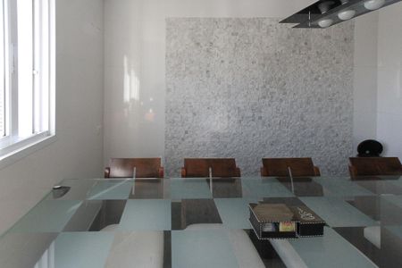 Apartamento para alugar com 380m², 4 quartos e 6 vagas Apartamento para alugar com 380m², 4 quartos e 6 vagasCopa