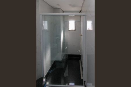 Apartamento para alugar com 380m², 4 quartos e 6 vagas Apartamento para alugar com 380m², 4 quartos e 6 vagasBanheiro do Espaço Gourmet