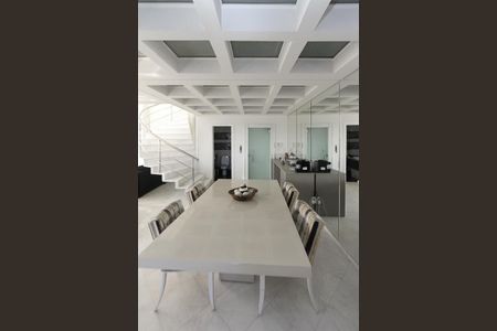 Apartamento para alugar com 380m², 4 quartos e 6 vagas Apartamento para alugar com 380m², 4 quartos e 6 vagasSala