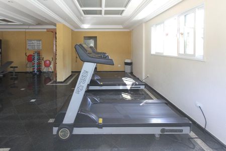 Apartamento para alugar com 380m², 4 quartos e 6 vagas Apartamento para alugar com 380m², 4 quartos e 6 vagasÁrea comum - Academia