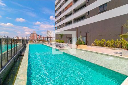 Apartamento à venda com 26m², 1 quarto e sem vaga Apartamento à venda com 26m², 1 quarto e sem vagaÁrea comum - Piscina