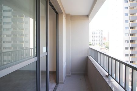 Apartamento à venda com 26m², 1 quarto e sem vaga Apartamento à venda com 26m², 1 quarto e sem vagaVaranda