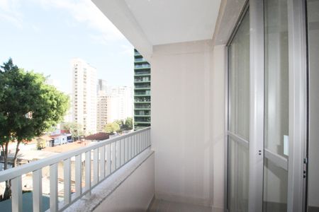 Apartamento à venda com 26m², 1 quarto e sem vaga Apartamento à venda com 26m², 1 quarto e sem vagaVaranda