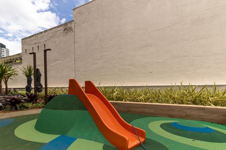 Apartamento à venda com 26m², 1 quarto e sem vaga Apartamento à venda com 26m², 1 quarto e sem vagaÁrea comum - Playground