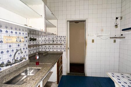 Apartamento à venda com 155m², 4 quartos e 1 vaga Apartamento à venda com 155m², 4 quartos e 1 vagaCozinha