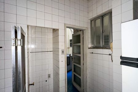 Apartamento à venda com 155m², 4 quartos e 1 vaga Apartamento à venda com 155m², 4 quartos e 1 vagaCozinha