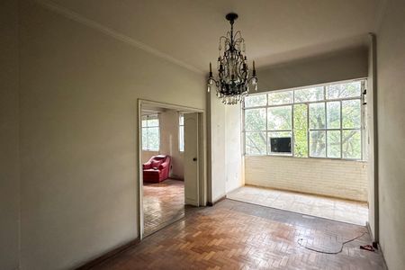 Apartamento à venda com 155m², 4 quartos e 1 vaga Apartamento à venda com 155m², 4 quartos e 1 vagaSala