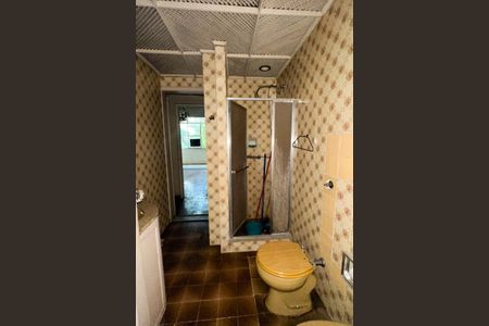 Apartamento à venda com 155m², 4 quartos e 1 vaga Apartamento à venda com 155m², 4 quartos e 1 vagaBanheiro Social 02