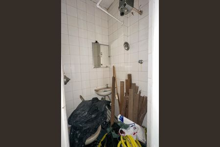 Apartamento à venda com 155m², 4 quartos e 1 vaga Apartamento à venda com 155m², 4 quartos e 1 vagaBanheiro de serviço