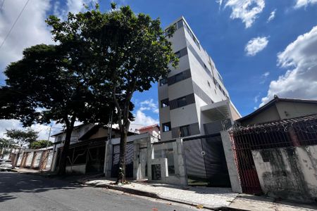Apartamento à venda com 78m², 3 quartos e 2 vagas Apartamento à venda com 78m², 3 quartos e 2 vagasFachada