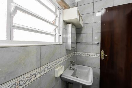 Casa à venda com 330m², 4 quartos e 4 vagas Casa à venda com 330m², 4 quartos e 4 vagasÁrea comum