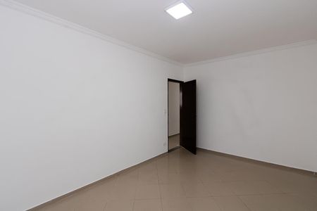 Casa à venda com 330m², 4 quartos e 4 vagas Casa à venda com 330m², 4 quartos e 4 vagasQuarto 1