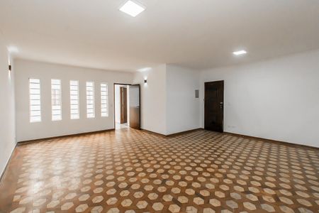 Casa à venda com 330m², 4 quartos e 4 vagas Casa à venda com 330m², 4 quartos e 4 vagasSala