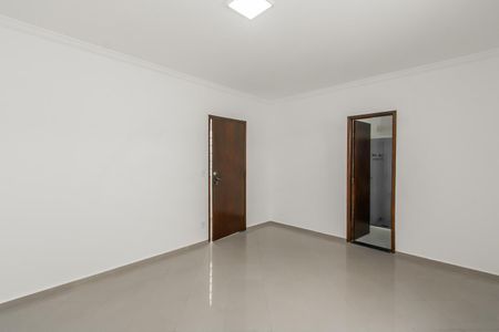 Casa à venda com 330m², 4 quartos e 4 vagas Casa à venda com 330m², 4 quartos e 4 vagasSuite