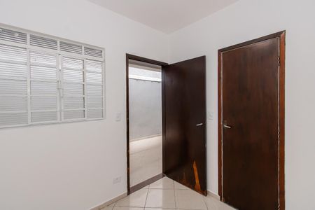 Casa à venda com 330m², 4 quartos e 4 vagas Casa à venda com 330m², 4 quartos e 4 vagasQuarto de Serviço