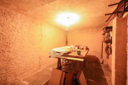 Casa para alugar com 218m², 3 quartos e 2 vagas Casa para alugar com 218m², 3 quartos e 2 vagasArea do Salão / Atelier