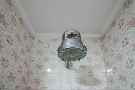 Casa para alugar com 218m², 3 quartos e 2 vagas Casa para alugar com 218m², 3 quartos e 2 vagasBanheiro Social