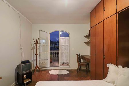 Casa para alugar com 218m², 3 quartos e 2 vagas Casa para alugar com 218m², 3 quartos e 2 vagasSuíte 2