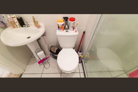 Apartamento para alugar com 72m², 2 quartos e 1 vaga Apartamento para alugar com 72m², 2 quartos e 1 vagaBanheiro