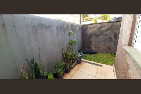 Apartamento para alugar com 72m², 2 quartos e 1 vaga Apartamento para alugar com 72m², 2 quartos e 1 vagaVaranda