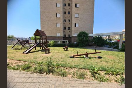 Apartamento para alugar com 72m², 2 quartos e 1 vaga Apartamento para alugar com 72m², 2 quartos e 1 vagaÁrea comum - Playground