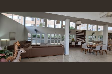 Apartamento para alugar com 72m², 2 quartos e 1 vaga Apartamento para alugar com 72m², 2 quartos e 1 vagaÁrea comum - Salão de festas