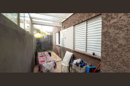 Apartamento para alugar com 72m², 2 quartos e 1 vaga Apartamento para alugar com 72m², 2 quartos e 1 vagaVaranda