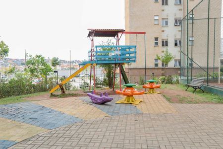 Apartamento para alugar com 72m², 2 quartos e 1 vaga Apartamento para alugar com 72m², 2 quartos e 1 vagaÁrea comum - Playground