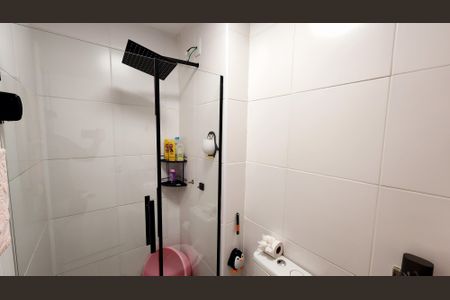 Apartamento à venda com 69m², 3 quartos e 2 vagas Apartamento à venda com 69m², 3 quartos e 2 vagasBanheiro da Suíte