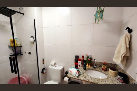 Apartamento à venda com 69m², 3 quartos e 2 vagas Apartamento à venda com 69m², 3 quartos e 2 vagasBanheiro da Suíte