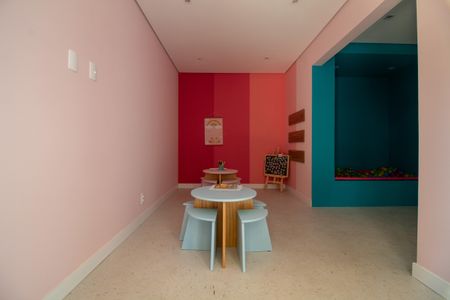 Apartamento para alugar com 32m², 1 quarto e sem vaga Apartamento para alugar com 32m², 1 quarto e sem vagaÁrea comum - Brinquedoteca