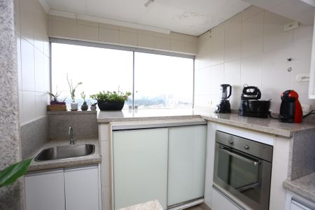 Apartamento para alugar com 97m², 3 quartos e 2 vagas Apartamento para alugar com 97m², 3 quartos e 2 vagasÁrea de Serviço